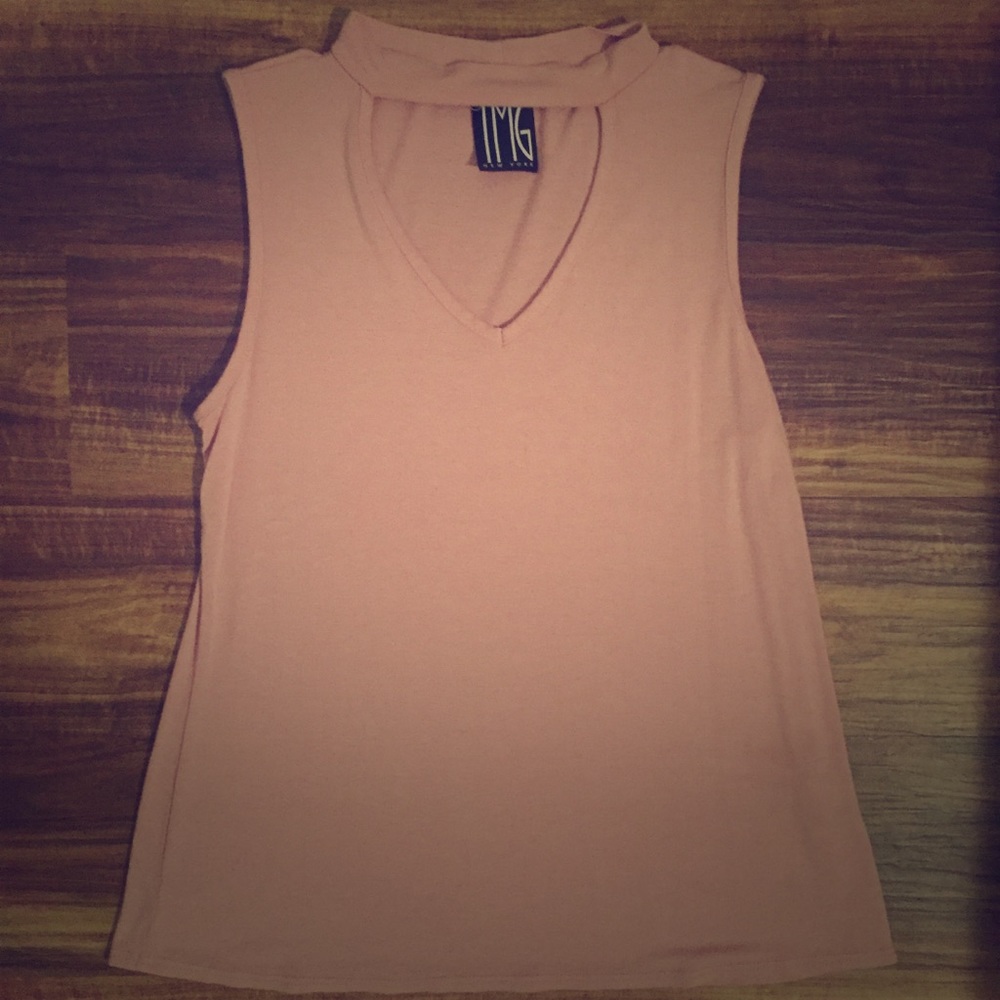 Light pink Choker Top 😍🌺